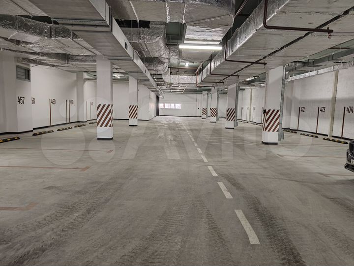 Машиноместо, 14 м²