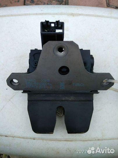 Замок багажника Форд Фокус 2+ седан