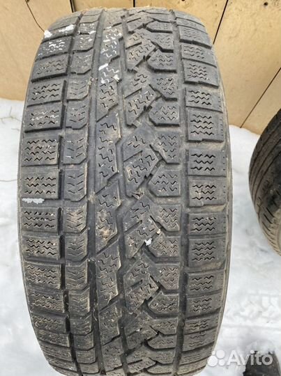 Kumho I'Zen RV Asymmetric 255/55 R18