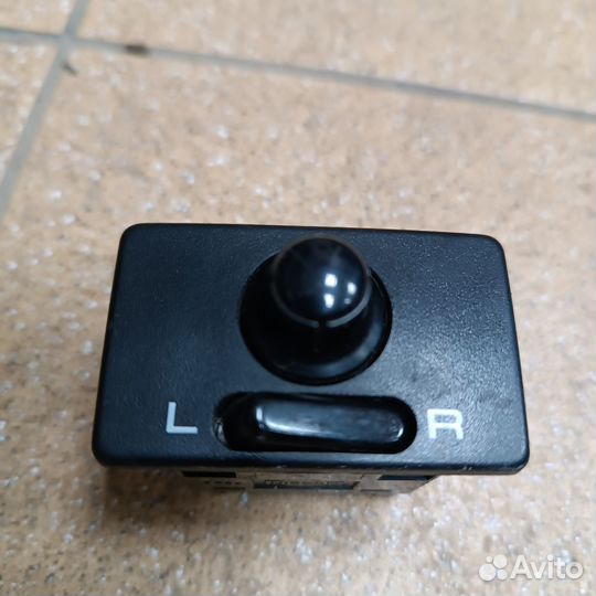 Регулятор зеркал Субару Легаси 2