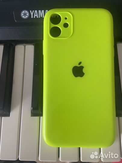 Чехол на iPhone 11