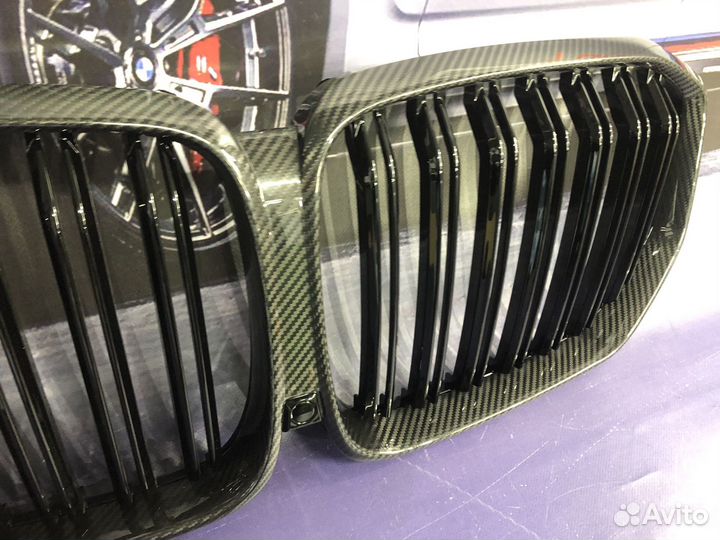 Решетка радиатора BMW X5 G05 M стиль, карбон