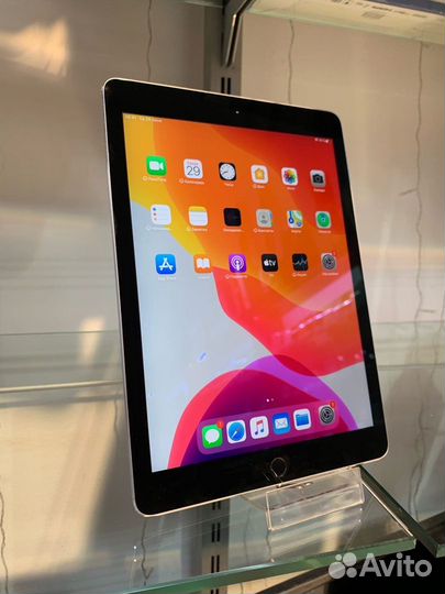 Планшет Apple iPad Air 2 Wi-Fi