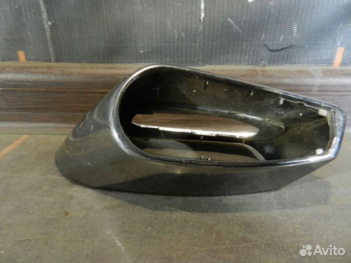 Кронштейн-опора зеркала, правое - Citroen C4 2