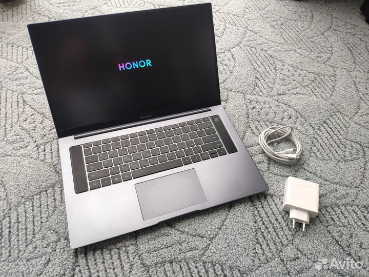 Honor MagicBook Pro 16