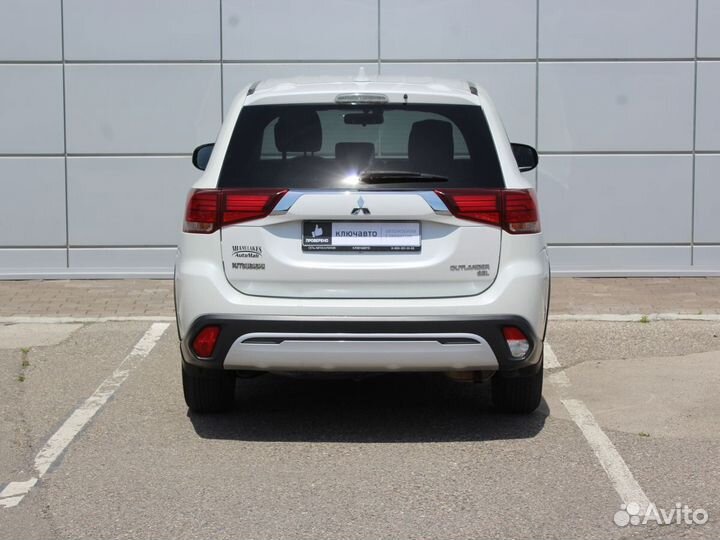 Mitsubishi Outlander 2.0 CVT, 2018, 147 300 км