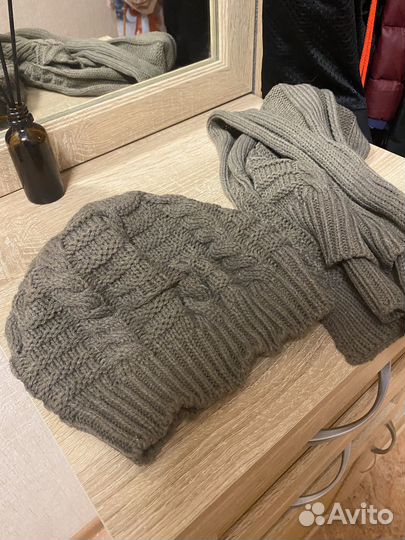 Комплект шапка и шарф женский