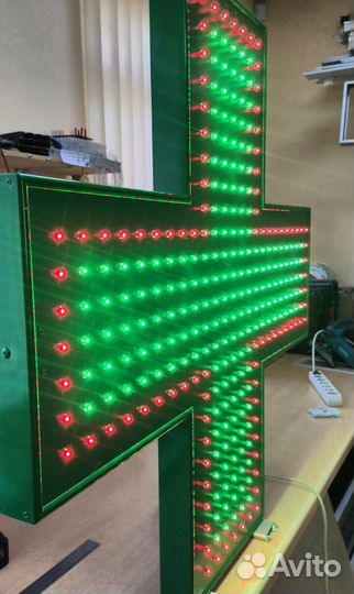 Аптечный крест зеленый