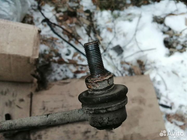 Стойка стабилизатора Ниссан Кашкай J10