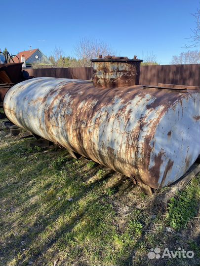 Бочка от бензовоза