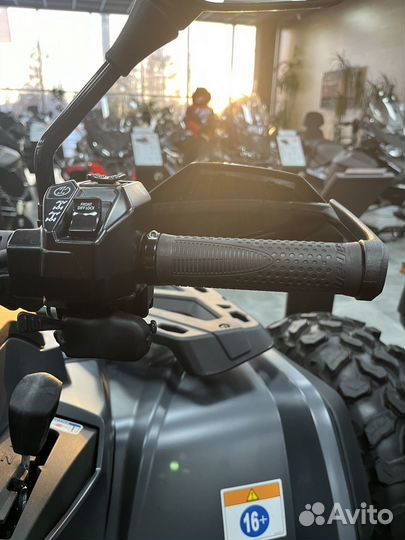 Квадроцикл BRP Can-Am Outlander MAX XT-P 1000R