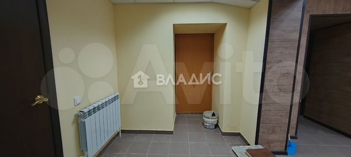 3-к. квартира, 210 м², 1/5 эт.
