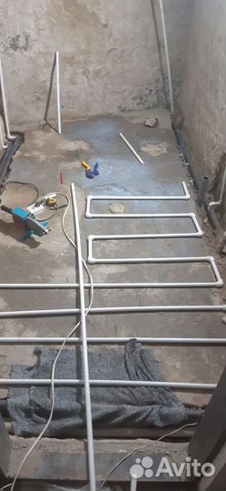 Услуги (укладка плитки ) Ремонт под ключ