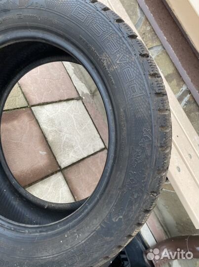 Gislaved Nord Frost 5 205/55 R16 94T
