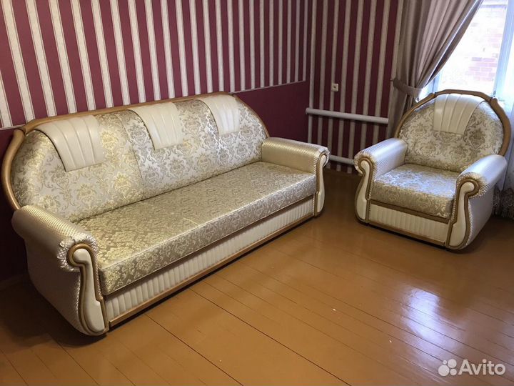 Перетяжка мягкой мебели