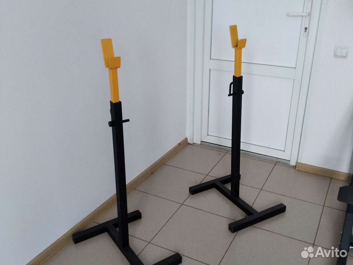 Стойки для жима и присяда