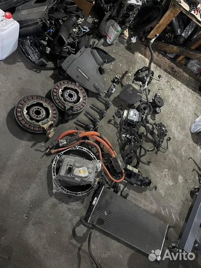 Запчасти на Мерседес W221 S 400