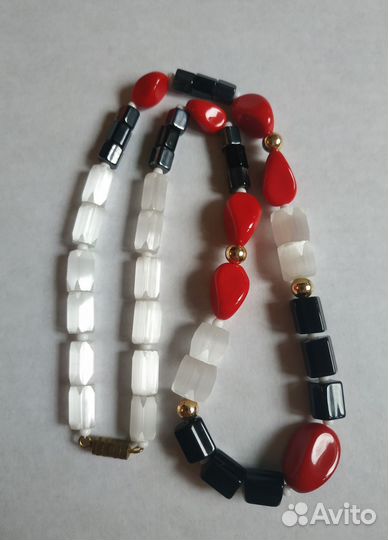 Бусы винтаж сатиновое стекло