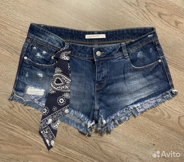 Джинсовые вещи. Куртка. Шорты Zara и Hotpant 44/46