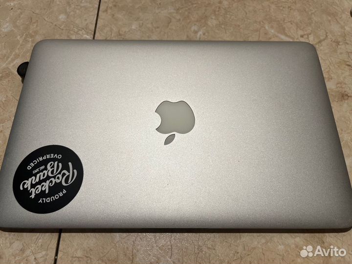 Apple MacBook Air 11 2010