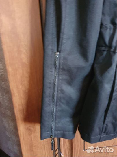 Ветровка женская