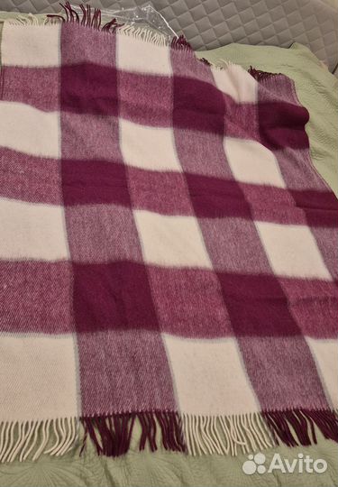 Плед шерстяной новый