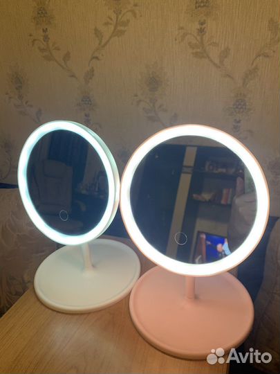 Зеркало с подсветкой настольное