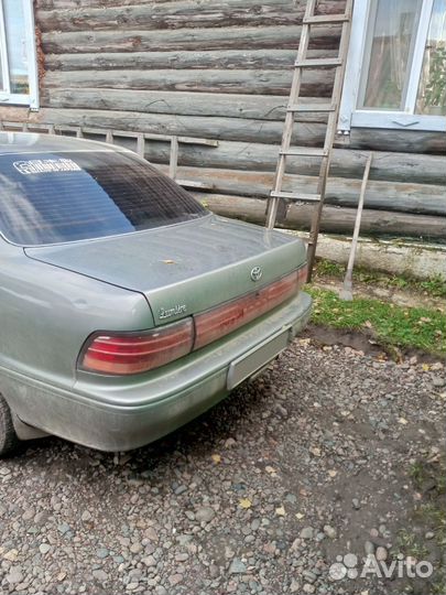 Toyota Camry 1.8 AT, 1993, 300 000 км