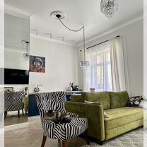 2-к. квартира, 60 м², 1/4 эт.