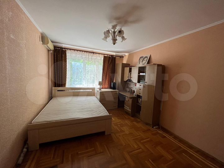 4-к. квартира, 120 м², 2/10 эт.