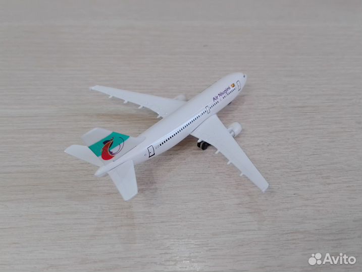 Самолёт в коробке. Airbus A310-300 