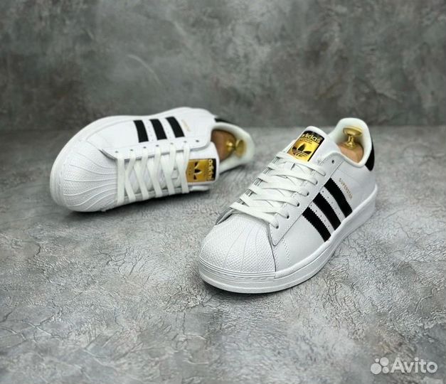 Кроссовки Adidas Superstar