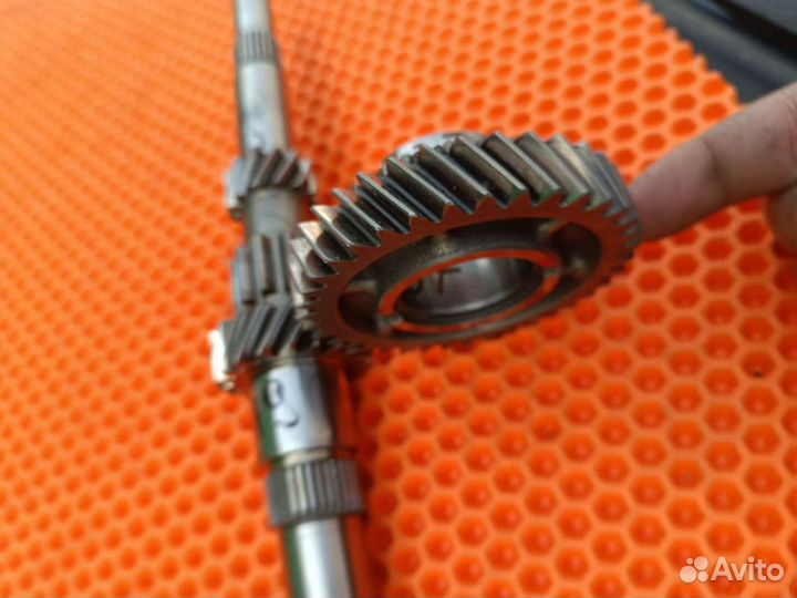 Первичный вал 13/19 6ст. МКПП VAG. Шестерня 37 зуб