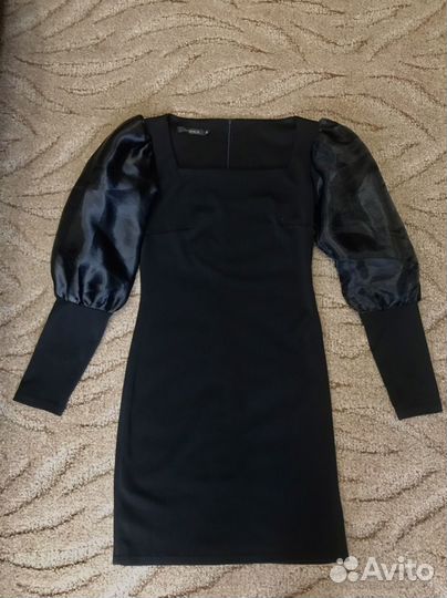 Облегающее платье