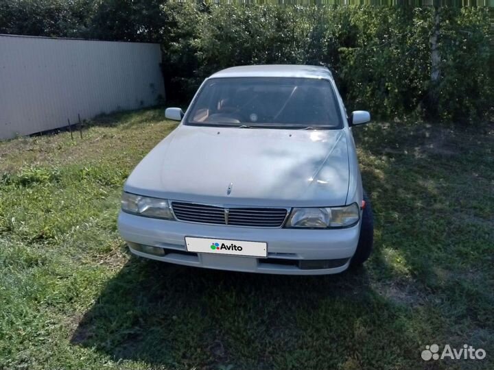 Nissan Laurel 2.0 AT, 1993, 250 000 км