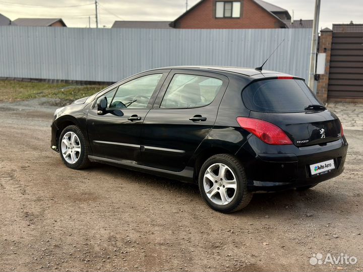 Peugeot 308 1.6 МТ, 2010, 171 000 км