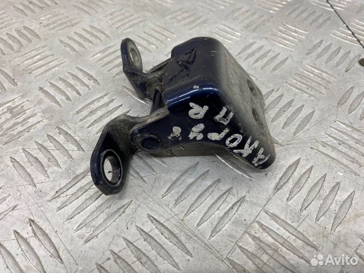 Б/У петля двери передний правый Honda Accord 8 CP1