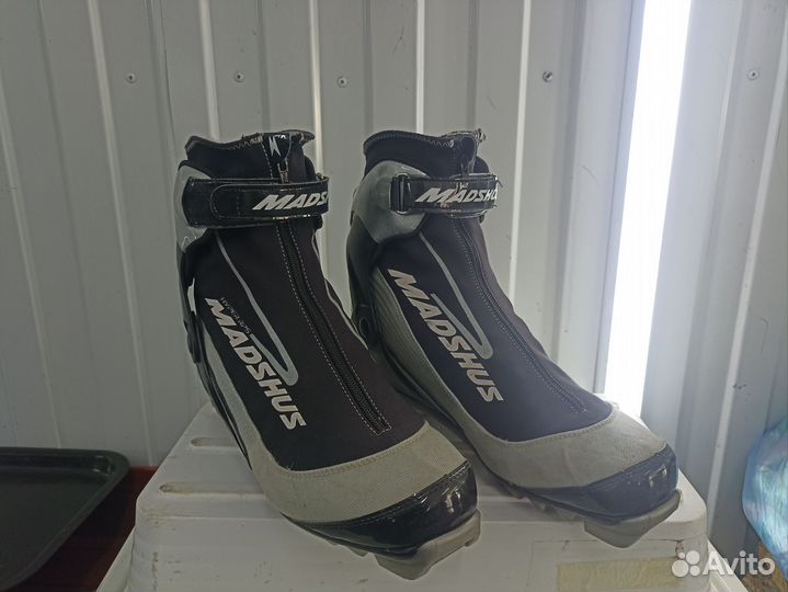 Лыжные ботинки rossignol