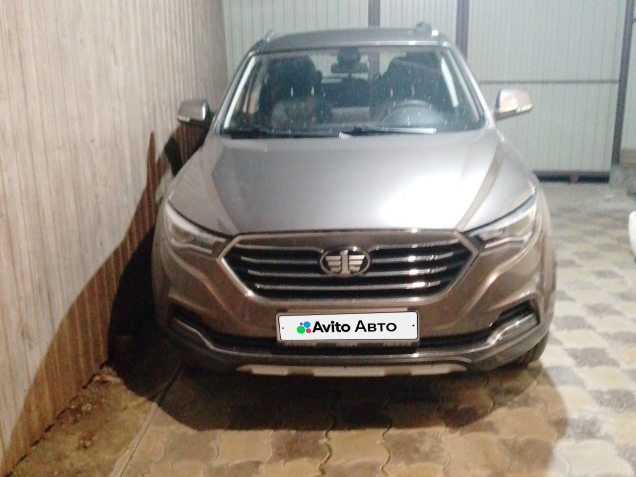 FAW Besturn X40: фото из отзыва