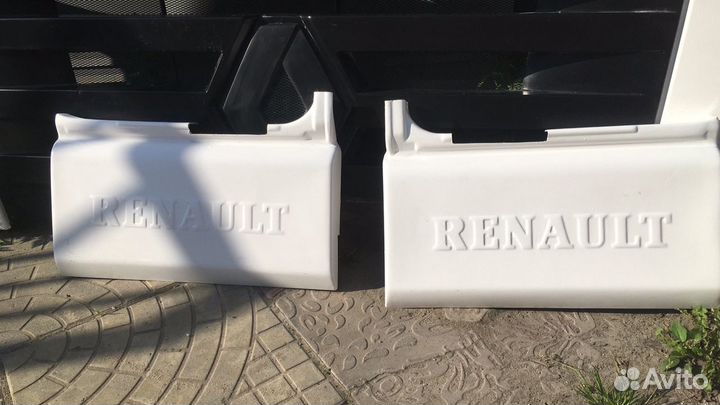 Продолжение двери Рено Премиум