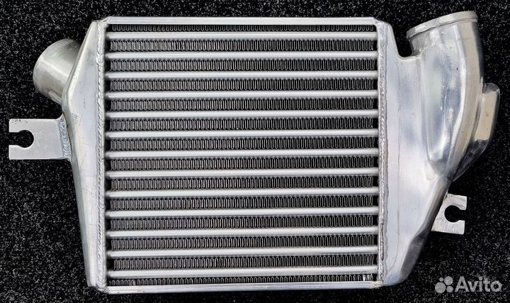 Интеркулер - Top Mount - Subaru Legacy GT Outback