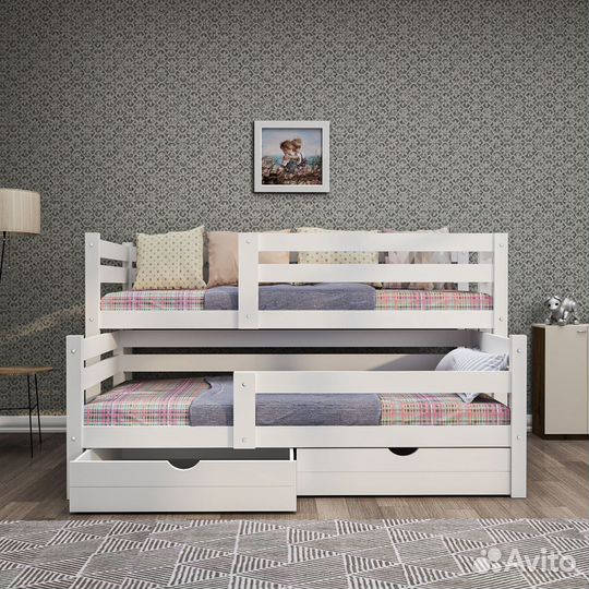 Двухъяpусная кpовать