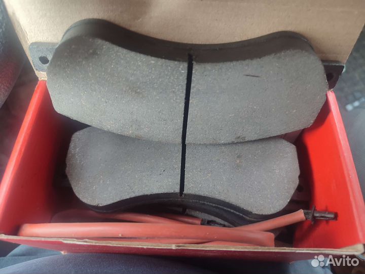 Передние тормозные колодки форд транзит