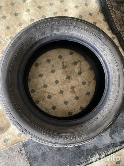 Yokohama dB Decibel E70 215/60 R16