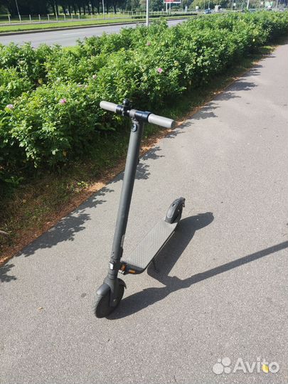 Электросамокат ninebot e25