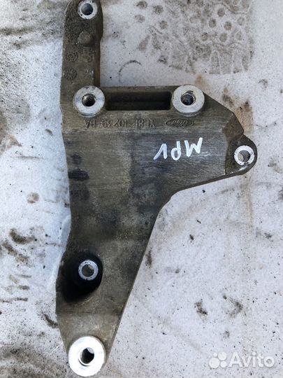 Кронштейн генератора mazda mpv 2.5 GY