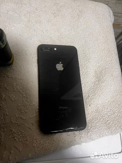 iPhone 8, 64 ГБ