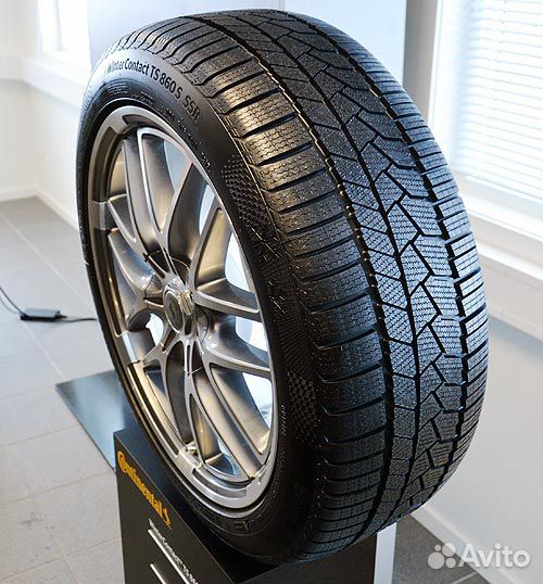 Continental ContiWinterContact TS 860S 275/50 R21 и 315/45 R21 116V