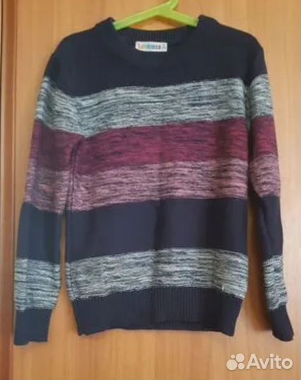 Пакетом джинсы, свитер Европа р.134-140