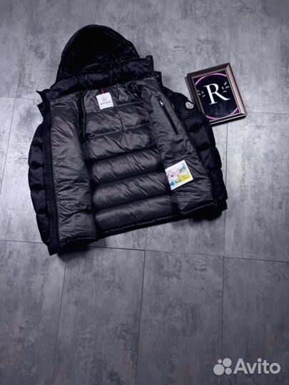 Куртки Moncler плотные